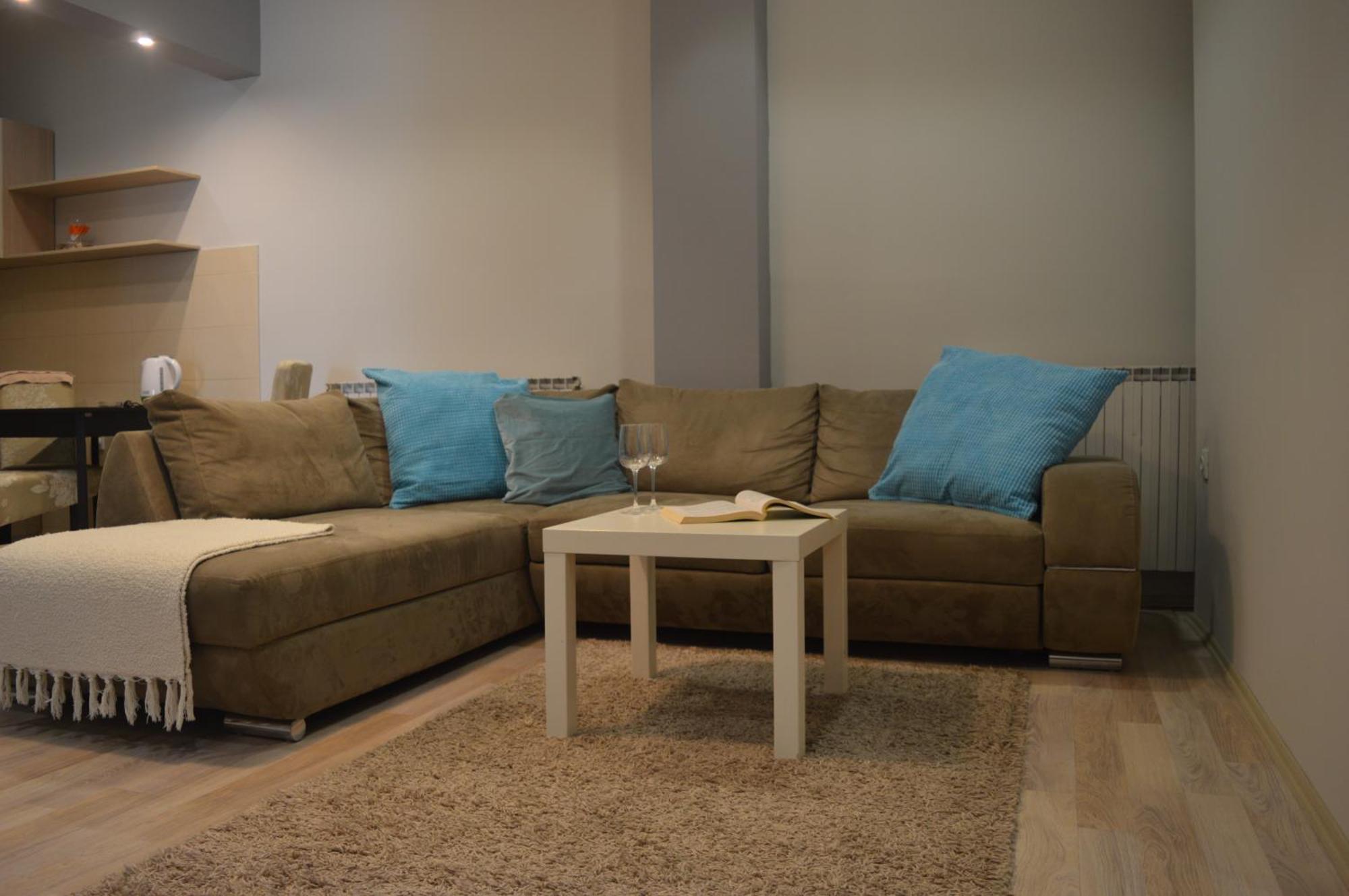 Antigona Apartments Скопие Екстериор снимка